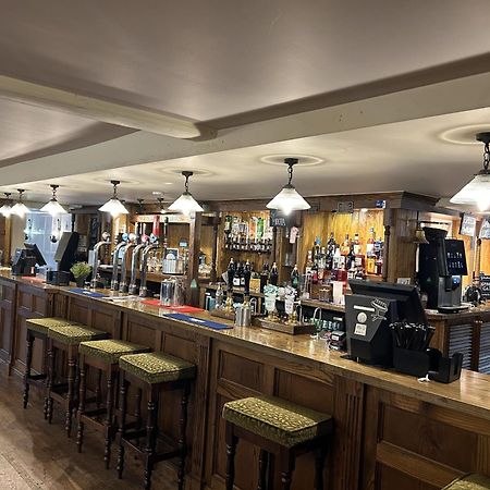 サウサンプトン George & Falcon Bed & Breakfast エクステリア 写真